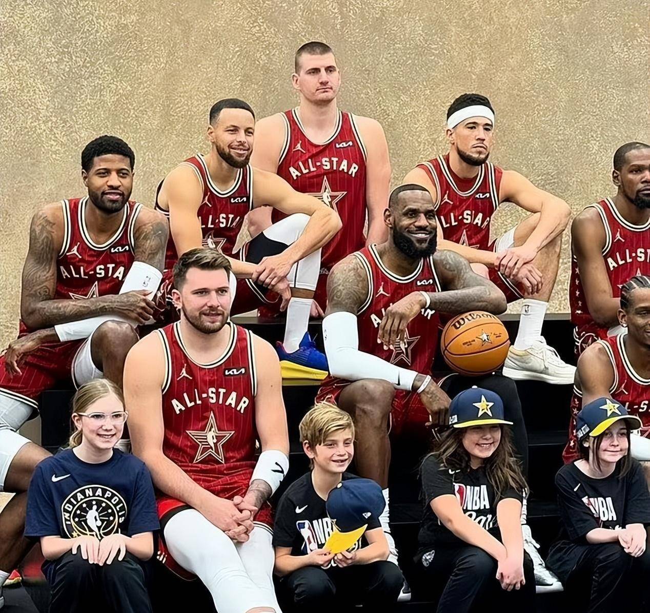 包含窗口期突围战来临,印第安纳步行者围绕全明星赛刷新队史纪录,气氛紧张,医务组通报恢复的词条 包含窗口期突围战来临,印第安纳步行者围绕全明星赛刷新队史纪录,气氛紧张,医务组通报恢复的词条