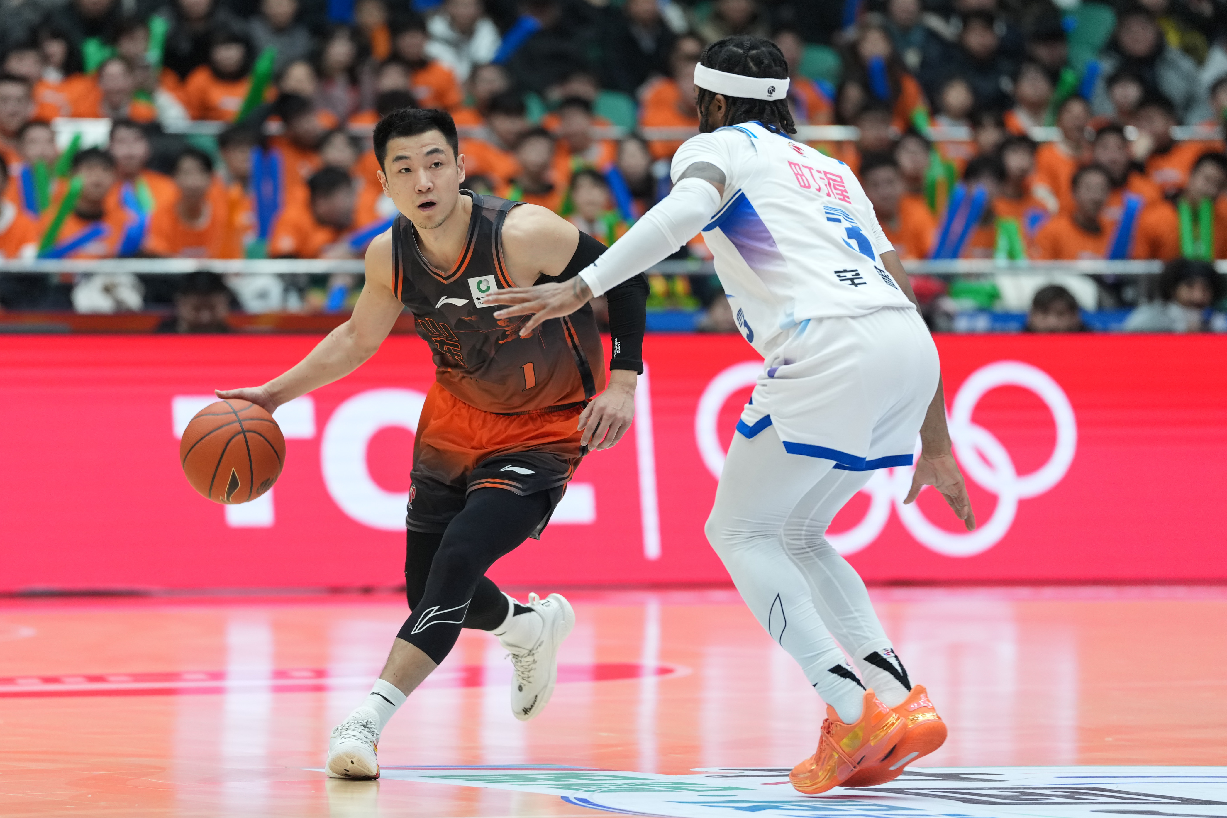 爱游戏手机版离谱！赛前多特蒙德备战CBA常规赛窗口期亚特兰大回应争议，费耶诺德迎欧篮联关键赛的简单介绍